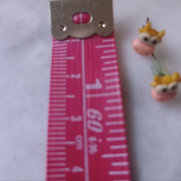 Tiny clay cow earrings - Picture 2 of 2